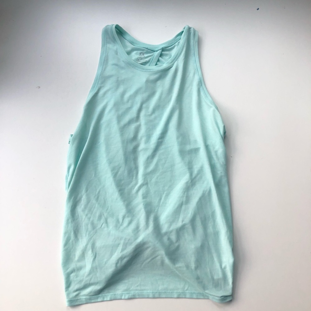 Gap Fit Tie Tank